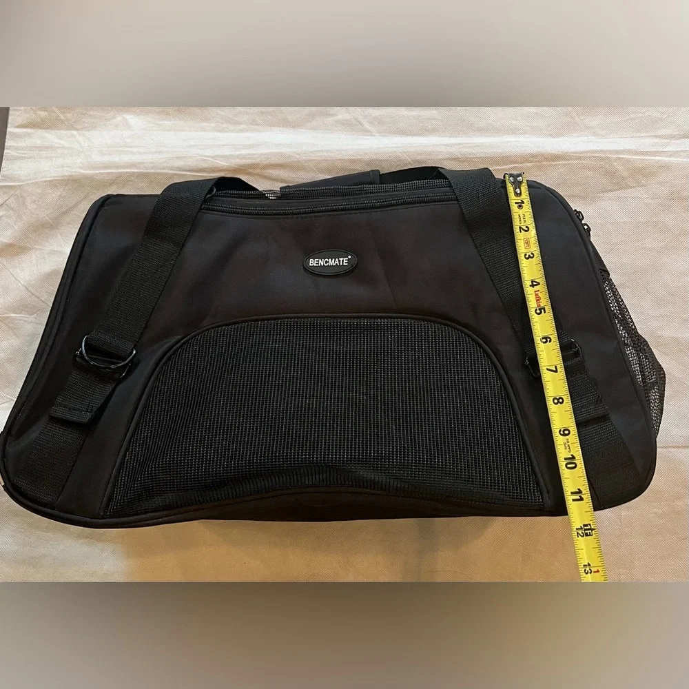 BENCMATE pet travel carrier Designed for transporting small pets as dogs/cats